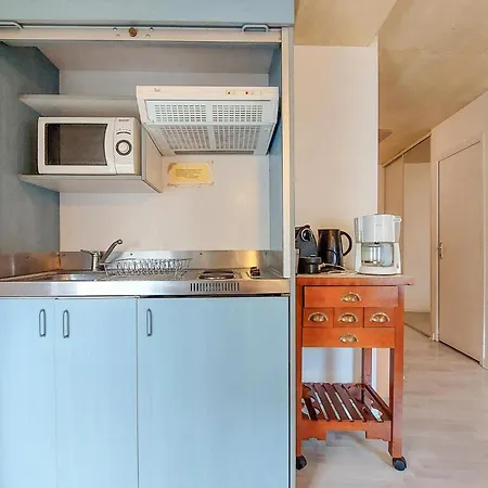 דירה Amazing In With Kitchen